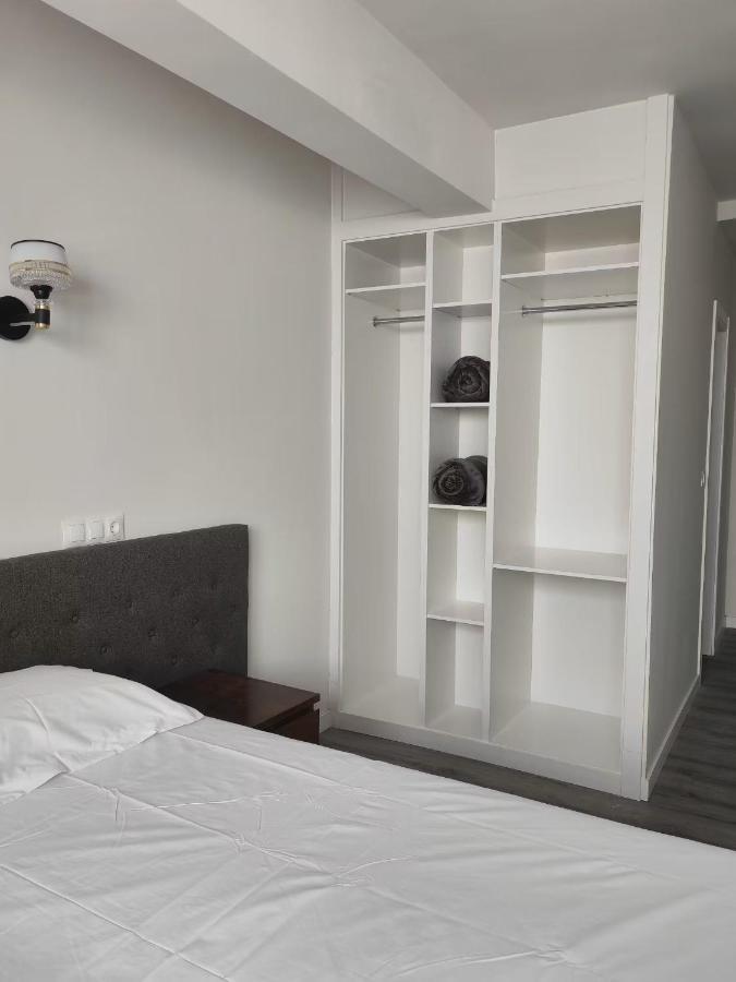 Hostal Golden 21*** Madrid Eksteriør bilde